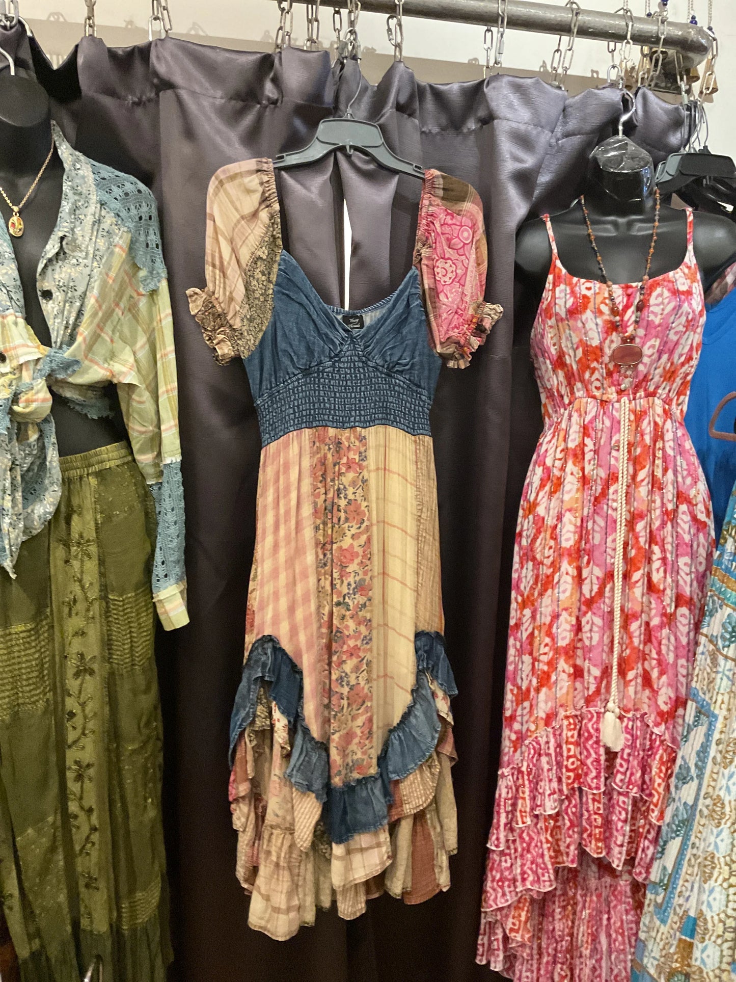 9ED844F2-5EEF-44DA-9ED5-E544C33036F9 - Urban Princess Boutique