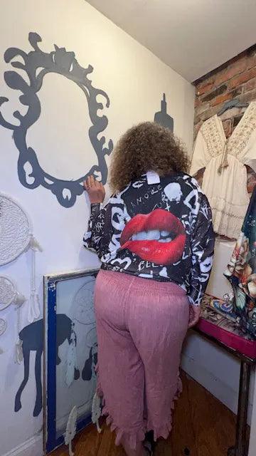 Graphic lips sweater, black with white typography and red lip print