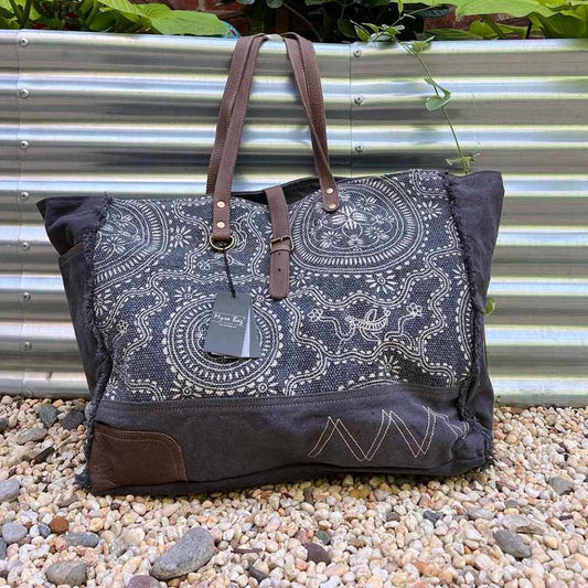 Myra Mandala Weekend Travel Bag